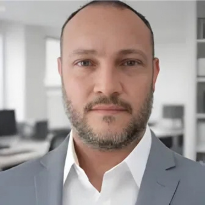 Jhonatan Alves, editor do Algoritmo Diário